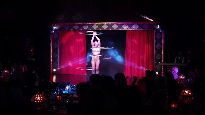 Hula Hoop Video